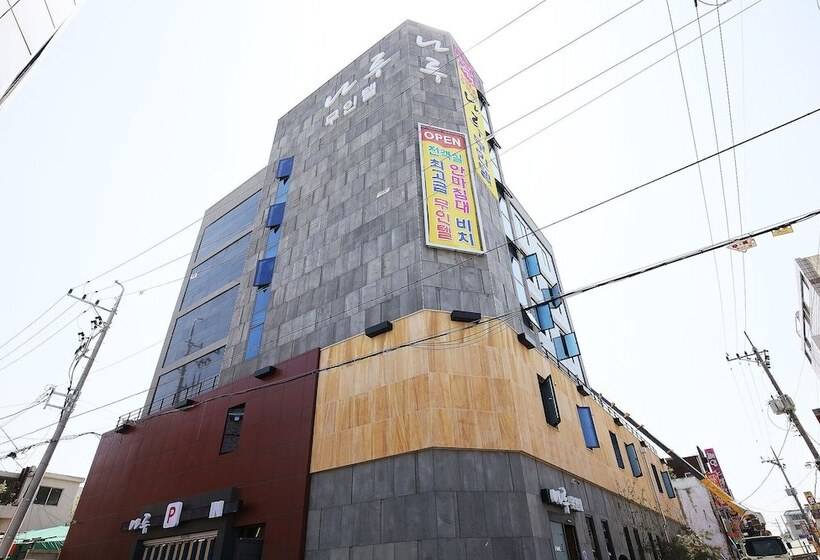 Daejeon Sintanjin Naru Motel