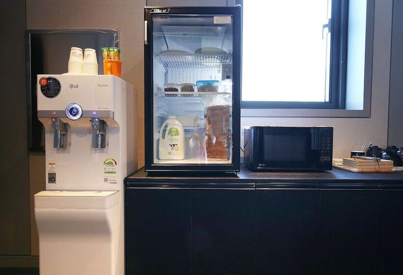 Daejeon Sintanjin Naru Motel