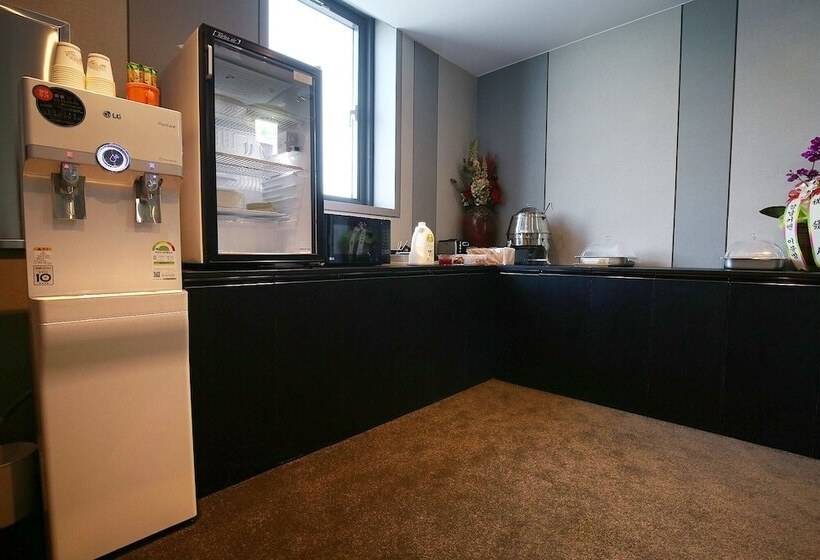 Daejeon Sintanjin Naru Motel