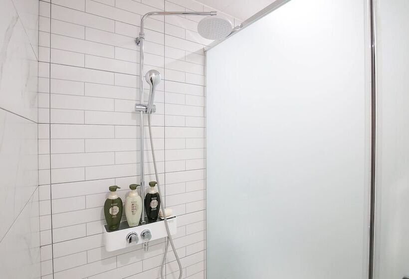 Daejeon Sintanjin Naru Motel