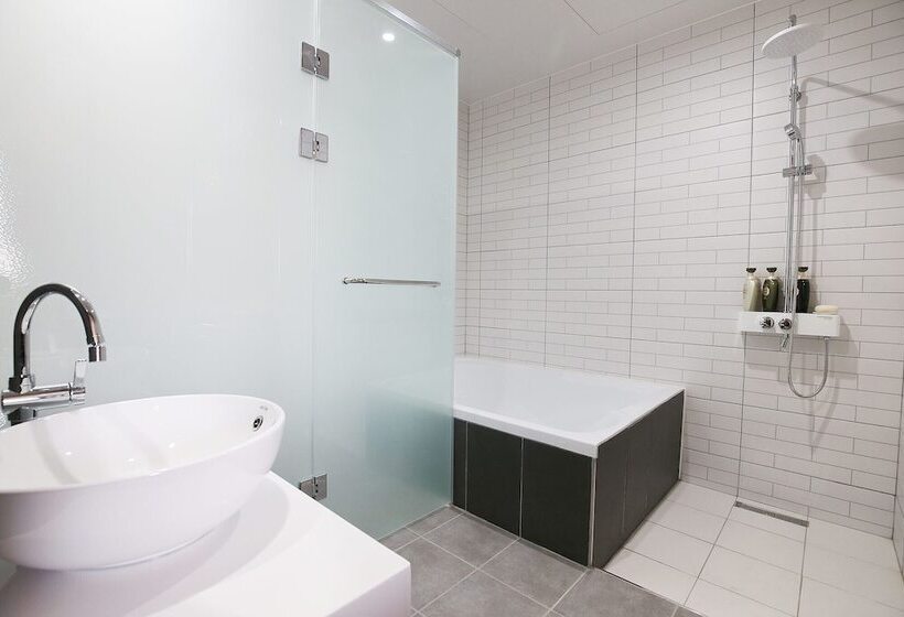 Daejeon Sintanjin Naru Motel