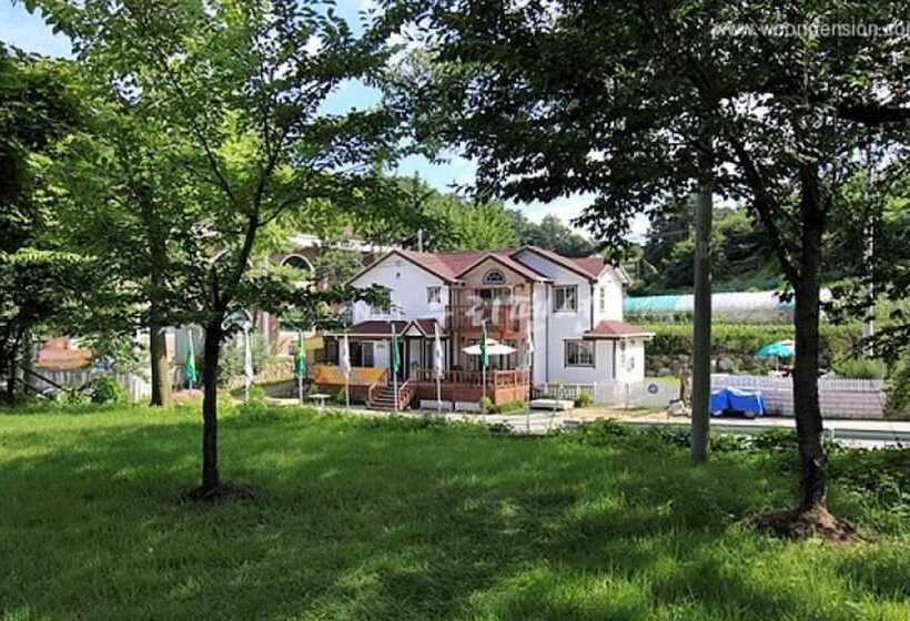 Donghae Suwonji Pension