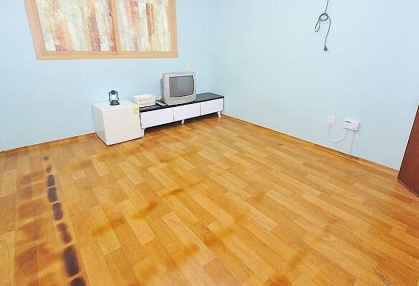 Gangchon Pine Hill Pension