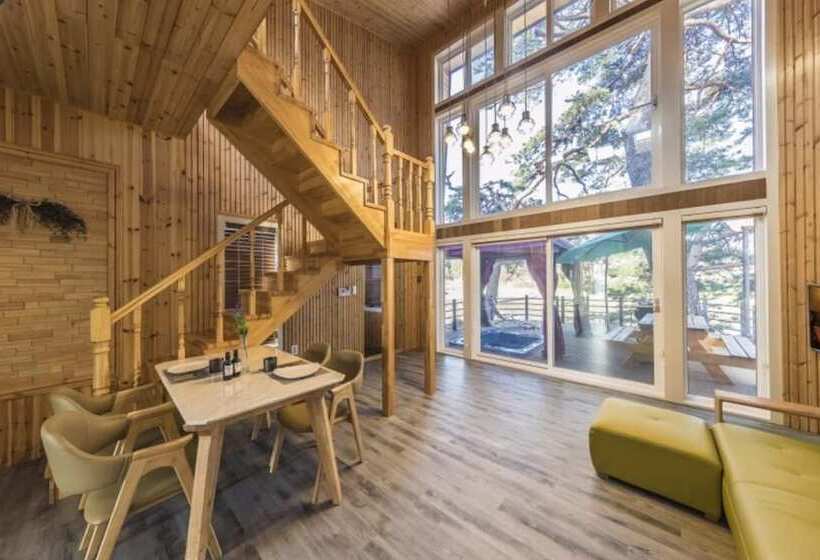 Gangneung Solbit Pension