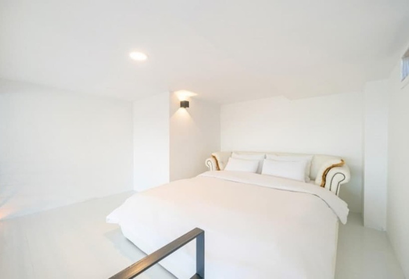 Gangneung Staybada Pension