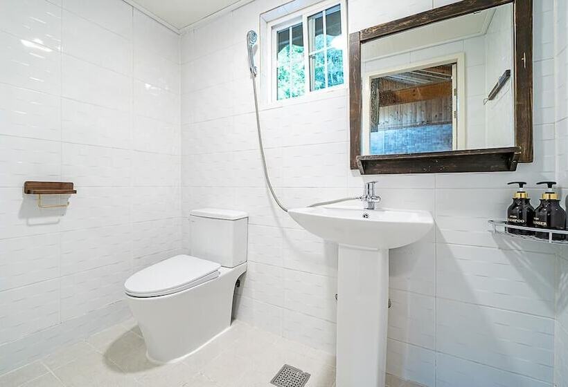 Gapyeong Atthemorn Dokchae Pension