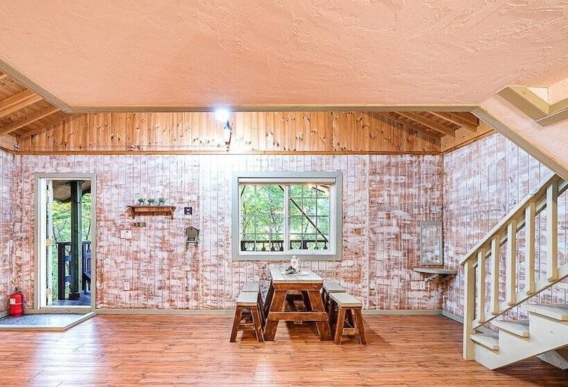 Gapyeong Atthemorn Dokchae Pension