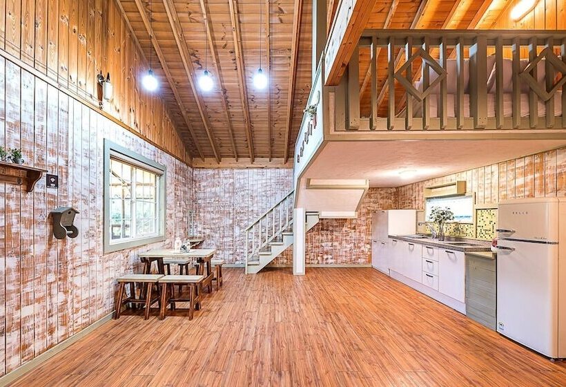 Gapyeong Atthemorn Dokchae Pension