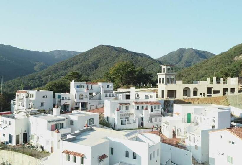 Gapyeong Las Blancas Pension