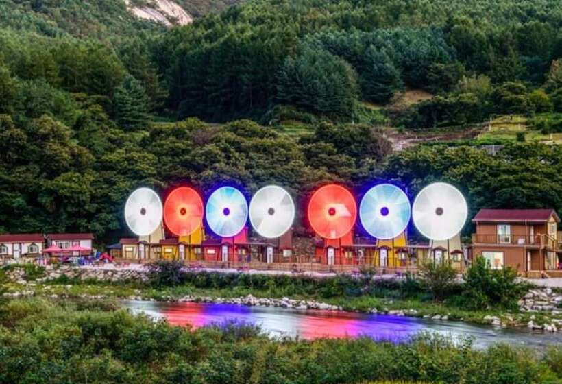 Geochang Windmill Village Pension