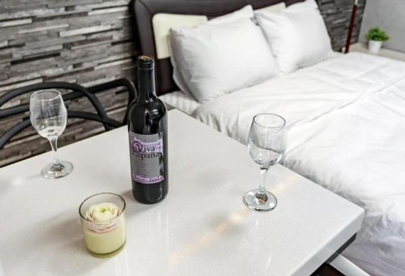 Geojedo Modern 239 Pension