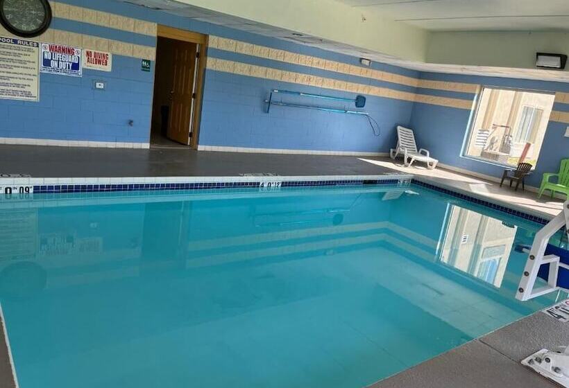 فندق Comfort Inn & Suites