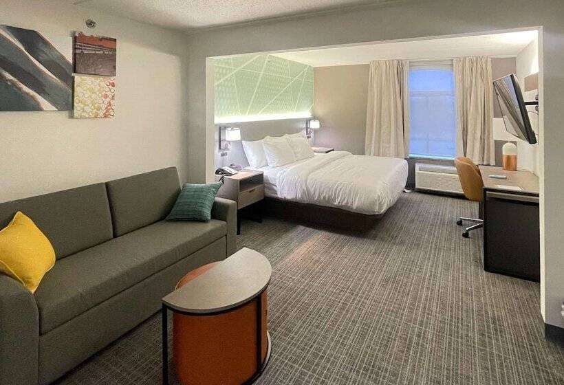 فندق Comfort Inn & Suites