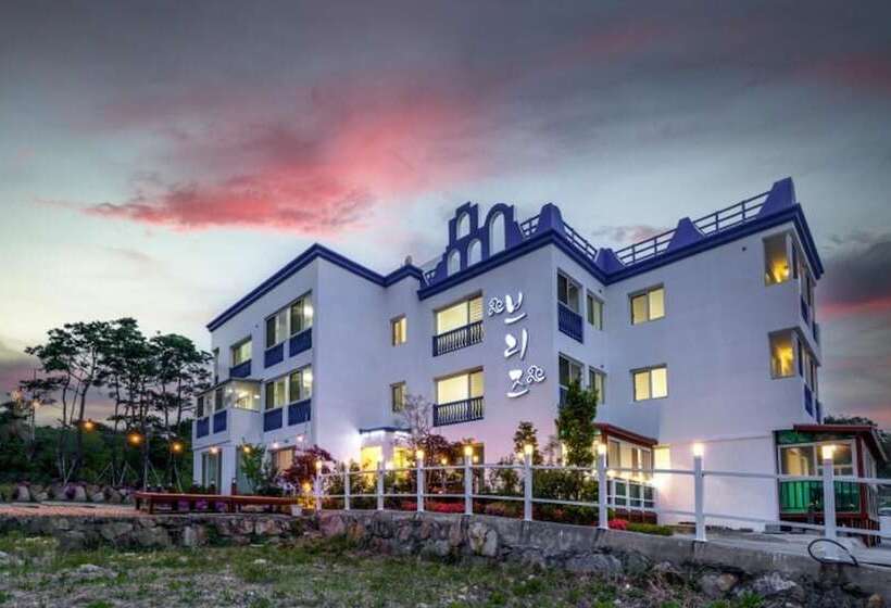 Gyeongju Nunkoip Pension