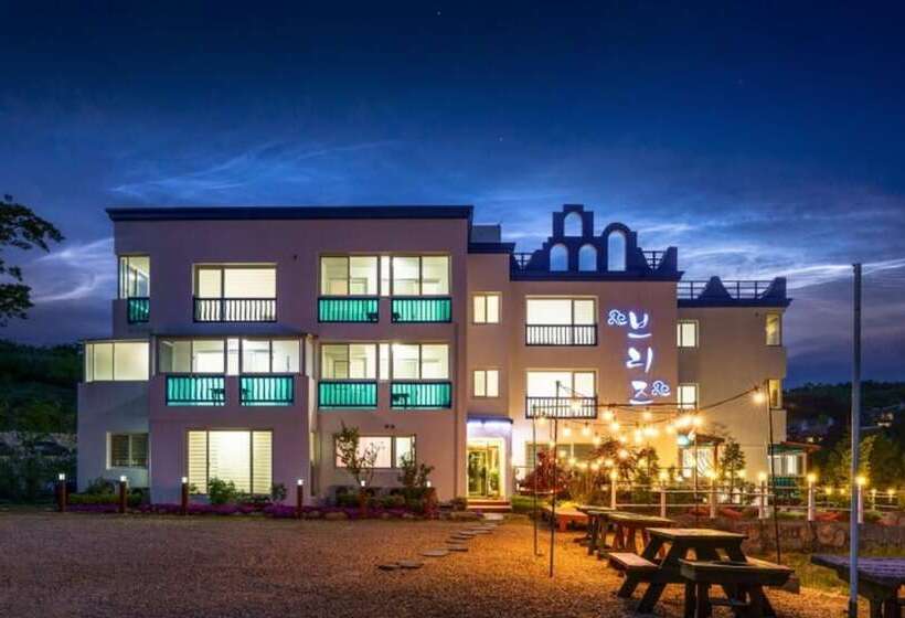 Gyeongju Nunkoip Pension