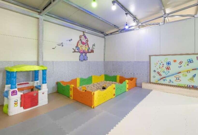 Gyeongju Cheongdam Pool Villa Pension