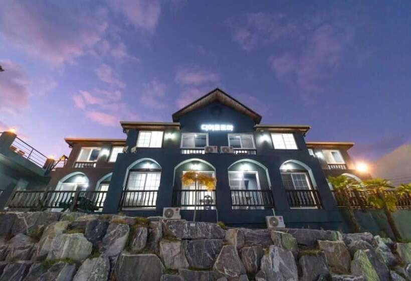 Gyeongju Dear Forma Pension