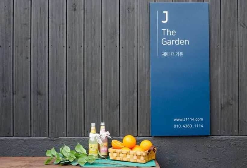 Gyeongju J The Garden Pension