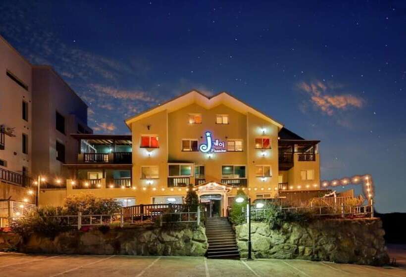 Gyeongju J The Garden Pension