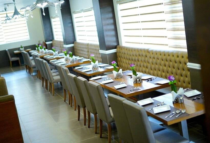 호텔 Alexander Luxury