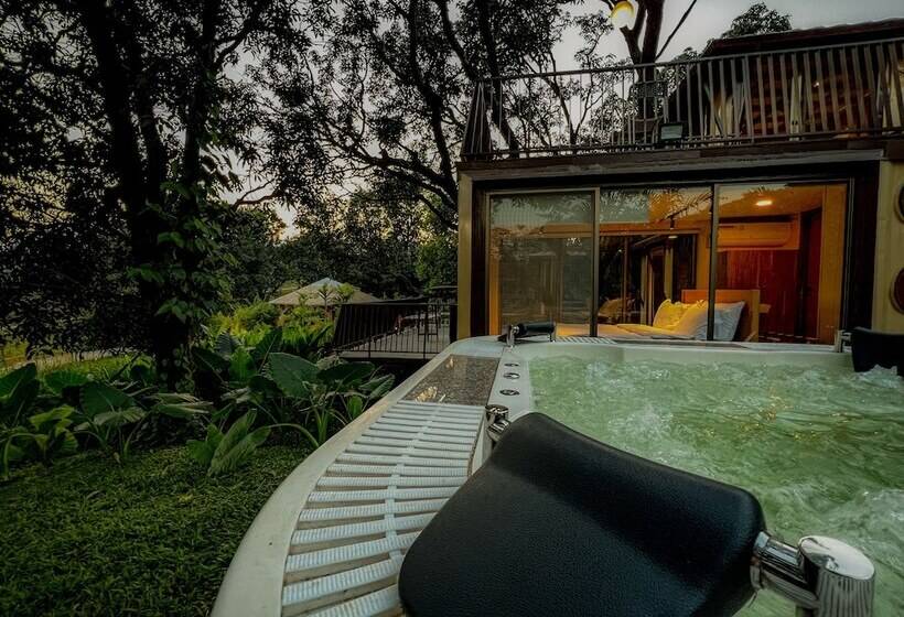 בית מלון כפרי Antheia Pawna Lake