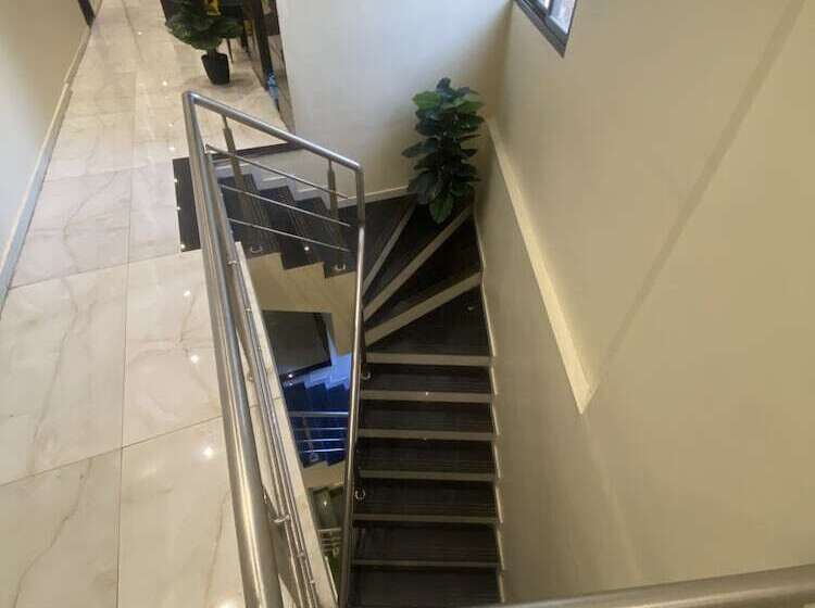 هتل Ashyana  Grant Road Mumbai