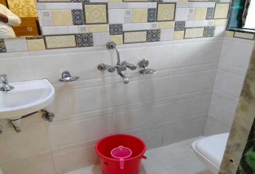 هتل Ashyana  Grant Road Mumbai