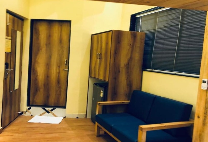 هتل Ashyana  Grant Road Mumbai