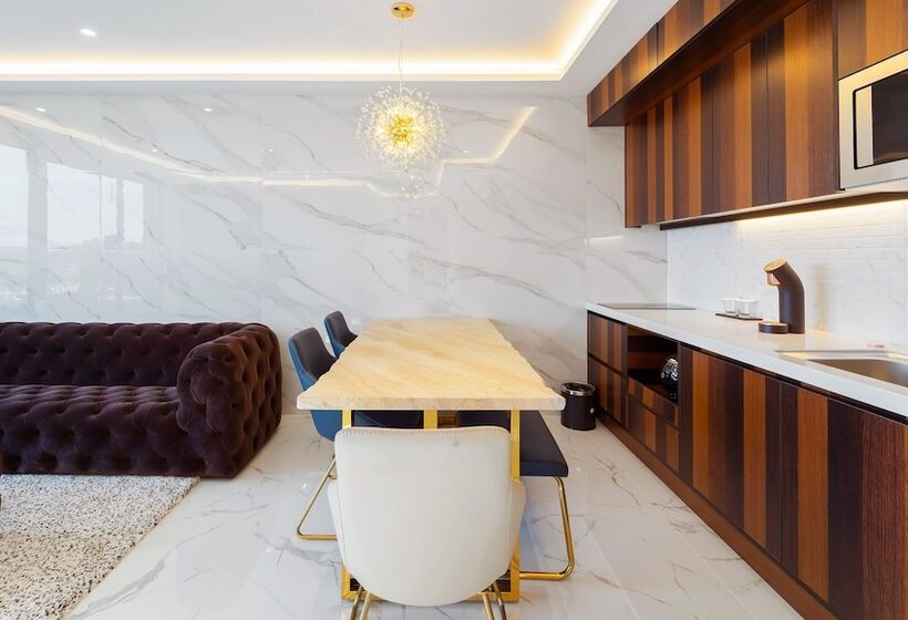 Отель Blue Mango Pool Villa & Resort