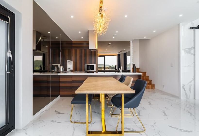 Отель Blue Mango Pool Villa & Resort