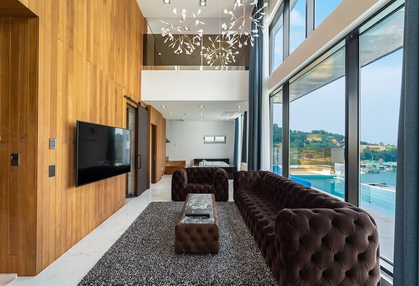 Отель Blue Mango Pool Villa & Resort