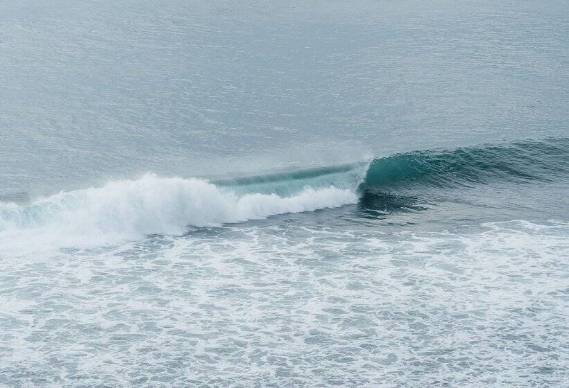 فندق Blue Ocean Bingin