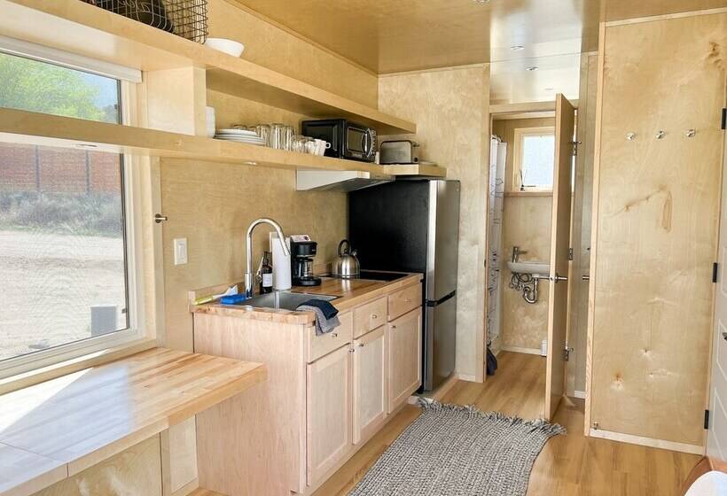 فندق Bv Overlook Camp & Lodging