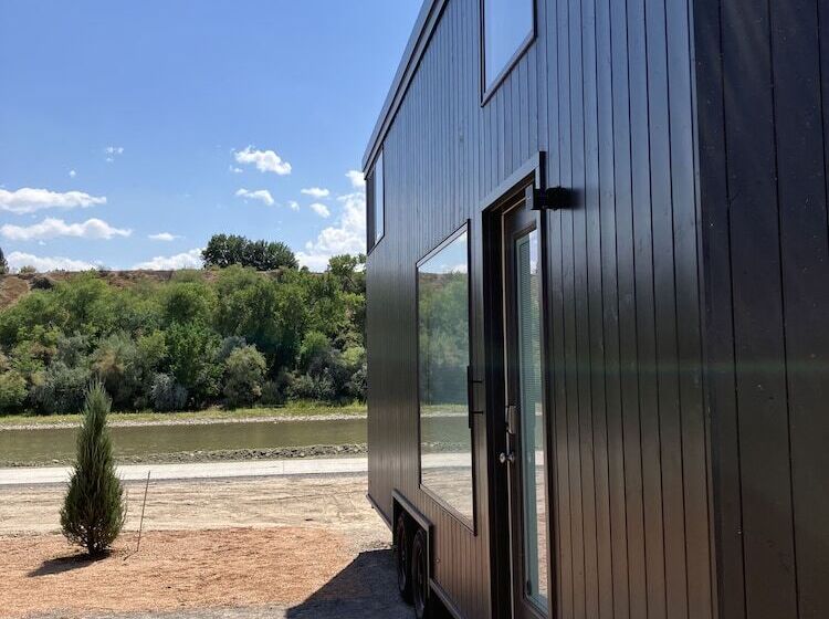 Отель Camp Eddy