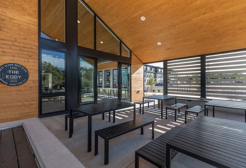 בית מלון כפרי Camp Eddy