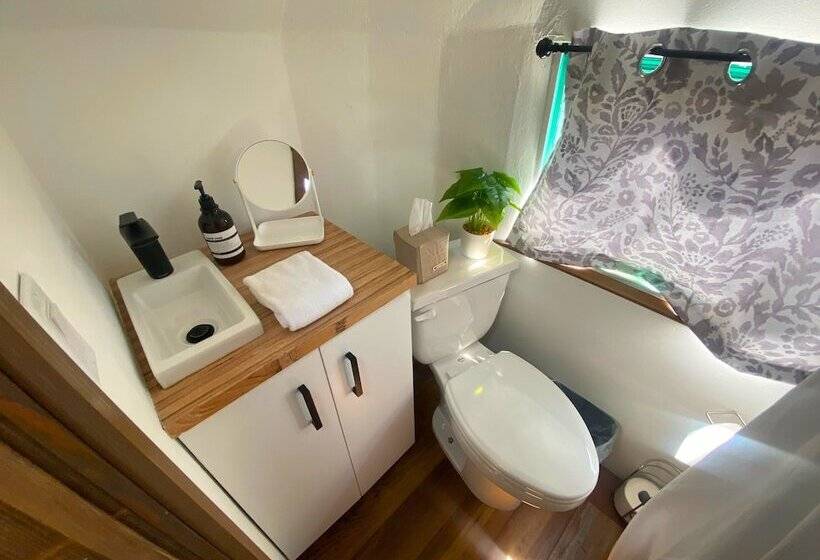 בית מלון כפרי Camp Eddy