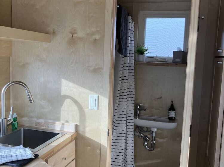 בית מלון כפרי Camp Eddy