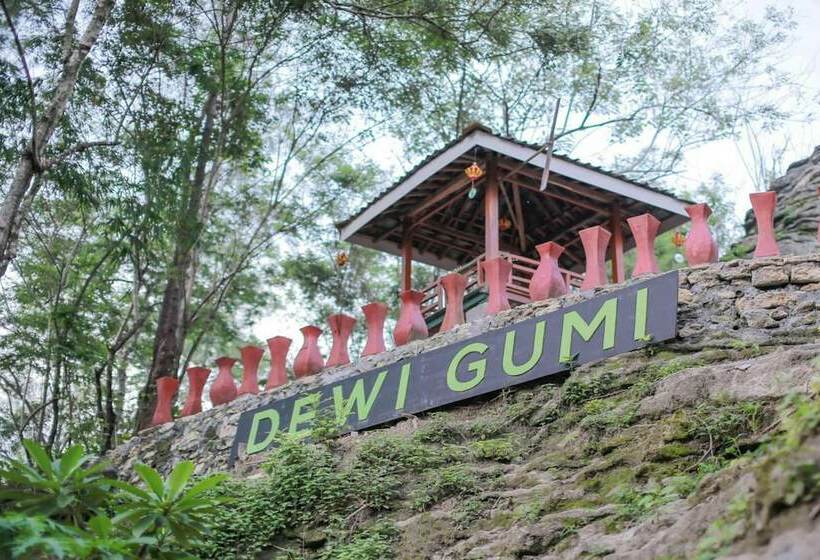 בית מלון כפרי Camping Ground Gunung Mijil Hils