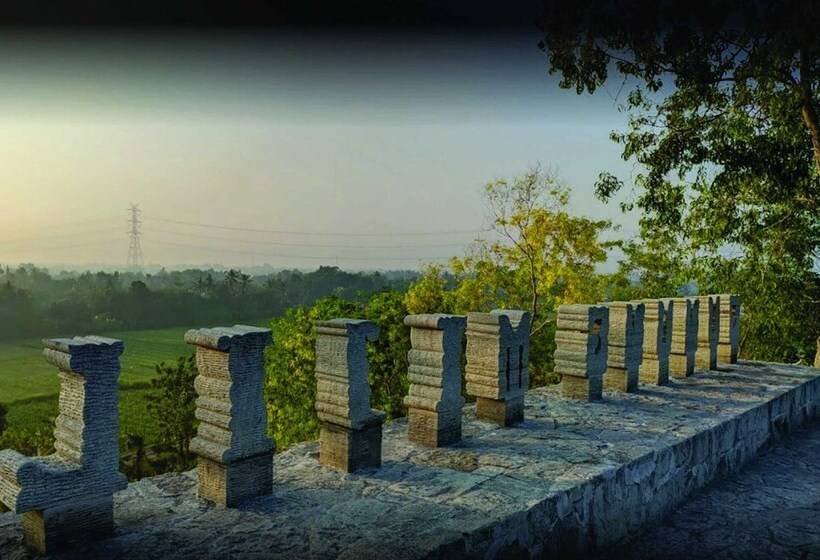 בית מלון כפרי Camping Ground Gunung Mijil Hils