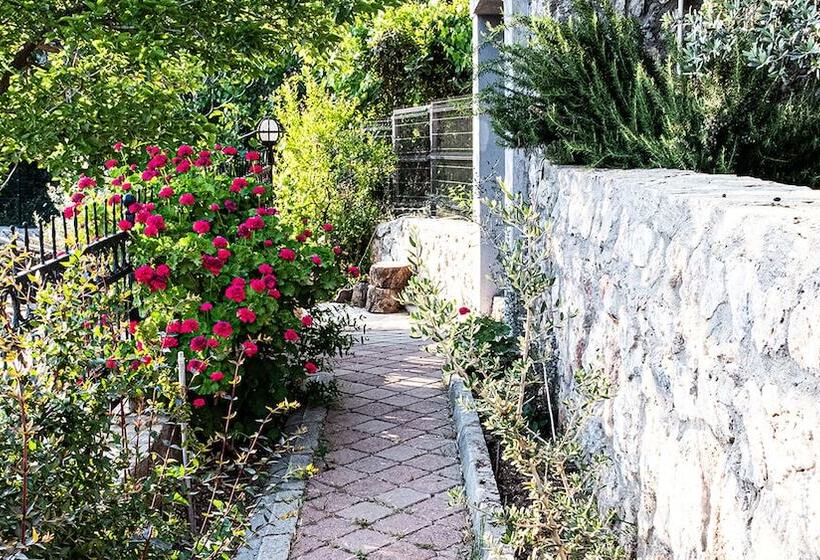 בית מלון כפרי Casa Di Pietra