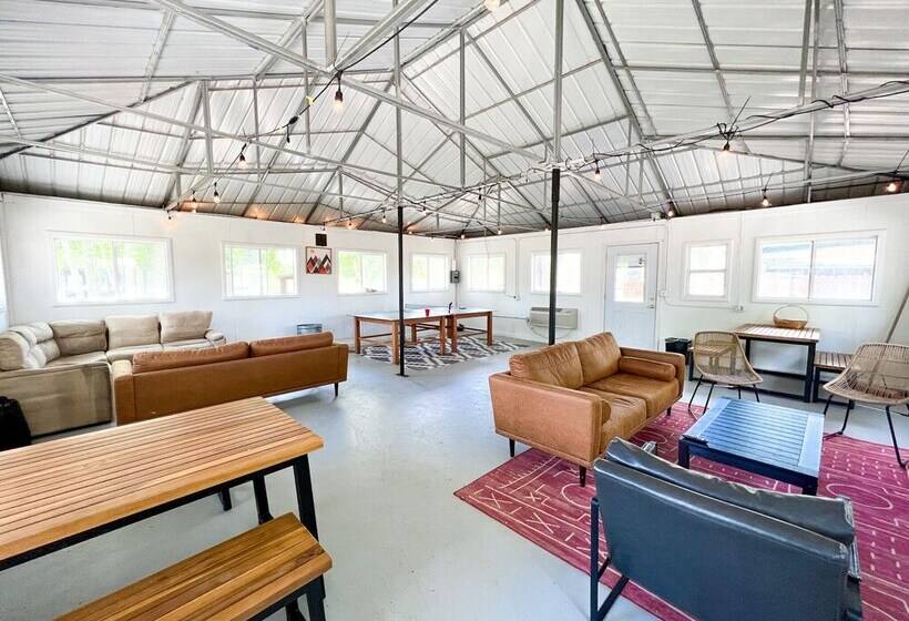 酒店 Cedar Creek Lodging & Rv Park