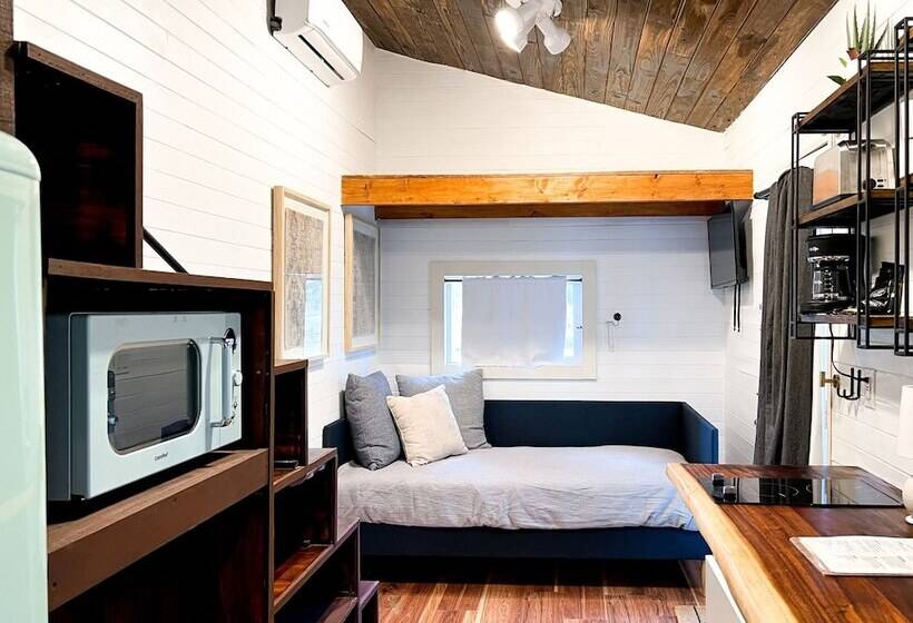 فندق Cedar Creek Lodging & Rv Park