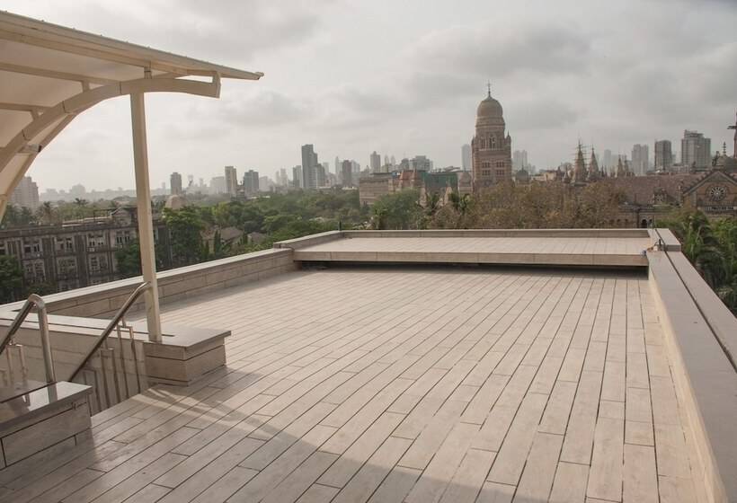 בית מלון כפרי City