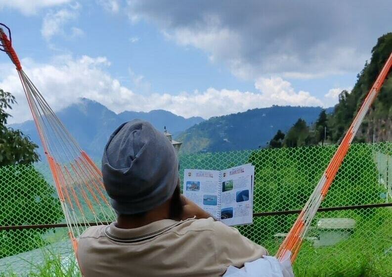 فندق Cosmo Cottages