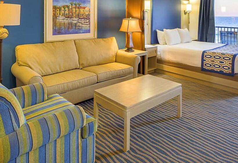 فندق Dolphin Beach Club