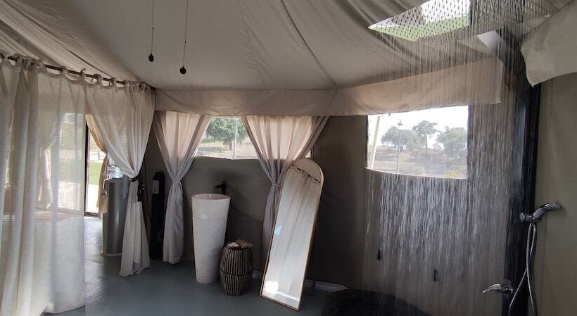 فندق El Toril Glamping Experience