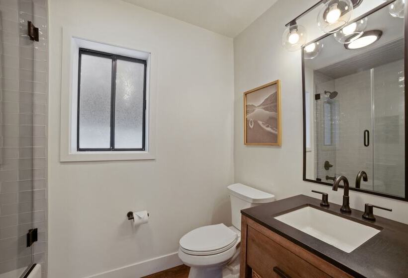 酒店 Emerald Bay Village