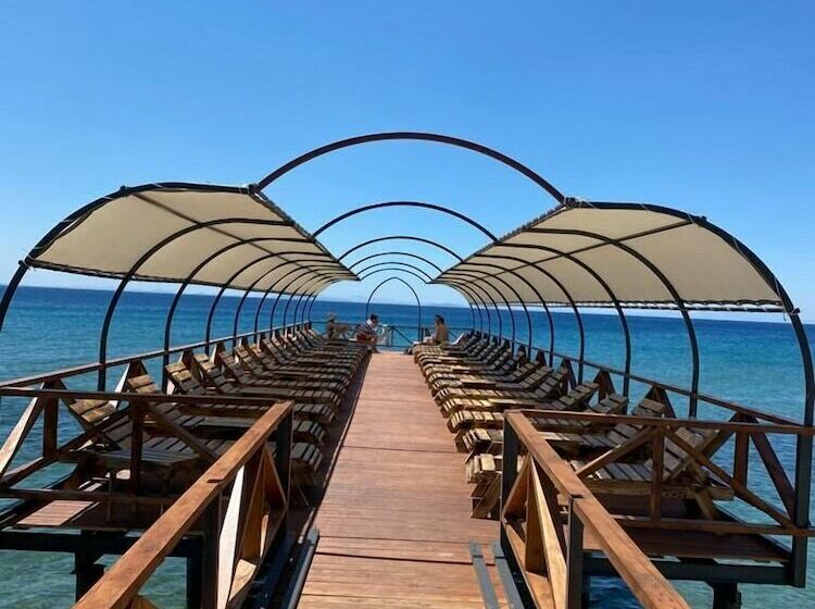 فندق Endemik Bungalov