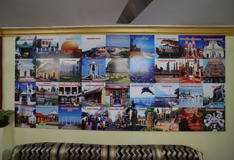 Отель French Breeze Residency