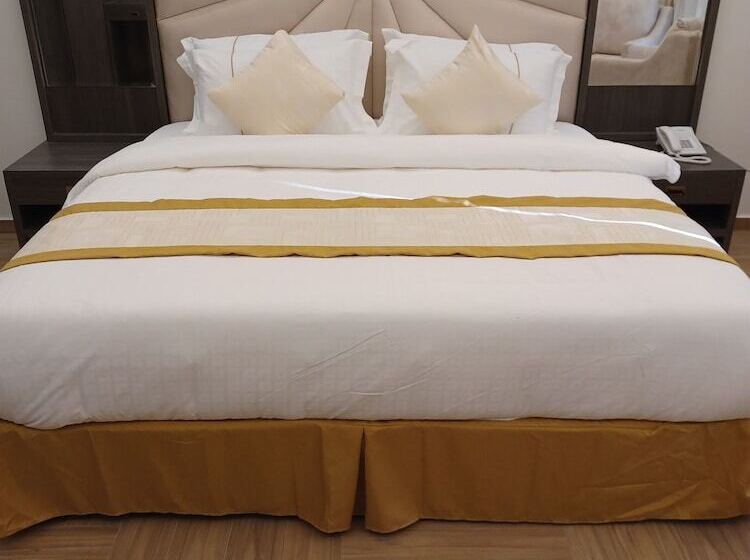 فندق Golden Elite